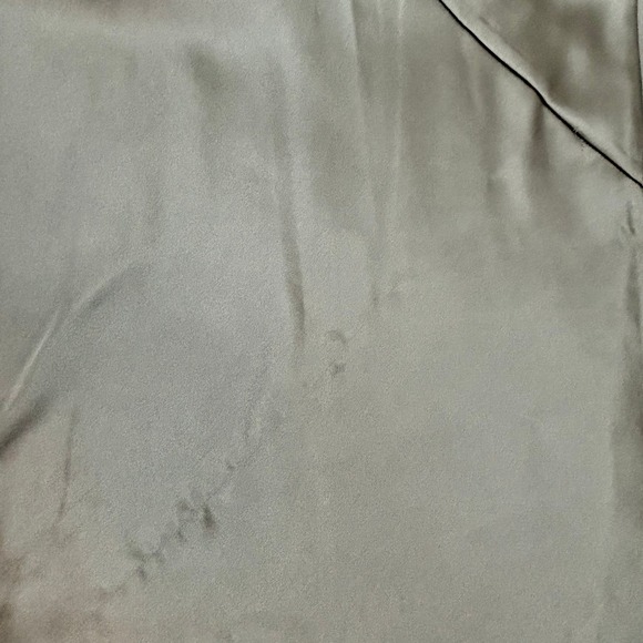 Petal & Pup Selma Off Shoulder Satin Cowl Neck Ruched Side Tie Maxi Dress Sz M - Picture 6 of 10